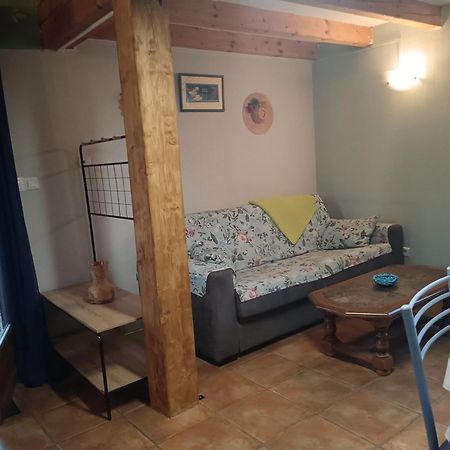 Apartament Chez Betty Le Luc Zewnętrze zdjęcie